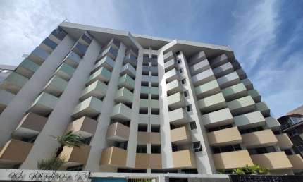 Apartamento com 3 quartos para alugar na Avenida Senador Rui Palmeira, Ponta Verde, Maceió