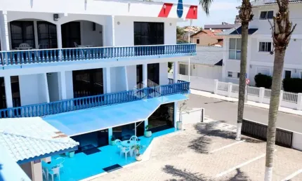 Hotel à Venda Enseada, São Francisco do sul de frente pro para o Mar.