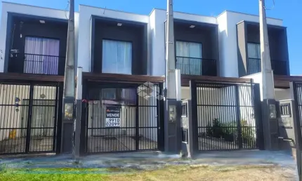 Geminado com 2 suítes, Praia Grande,  Conforto e praticidade!