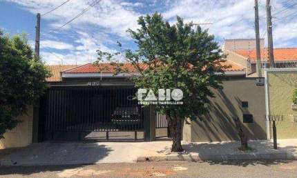 Casa com 3 quartos à venda na Rua José Anésio Colombo, 425, Jardim Astúrias, São José do Rio Preto
