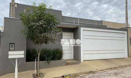 Casa com 2 quartos à venda na Rua José Adalberto Ferreira, 2187, Centro, Bady Bassitt