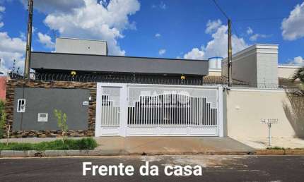 Casa com 3 quartos à venda na Rua Luiz Mano Sanches, 218, Residencial Alto das Andorinhas, São José do Rio Preto
