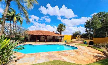 Casa com 4 dormitórios à venda, 700 m² por R$ 2.100.000,00 - Jardim Estancia Santana - Bragança Paulista/SP