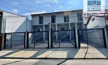 Sobrado com 2 dormitórios à venda, 75 m² por R$ 370.000 - Vila Aparecida - Bragança Paulista/SP