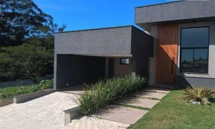 Casa com 3 dormitórios à venda, 160 m² por r$ 899.000,00 - condomínio portal da serra - bragança paulista/sp