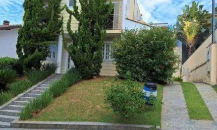 Casa com 4 dormitórios à venda, 198 m² por R$ 990.000,00 - Condomínio Residencial Euroville - Bragança Paulista/SP