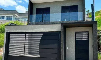 Casa com 3 dormitórios à venda, 101 m² por R$ 600.000,00 - Residencial Villa Verde - Bragança Paulista/SP