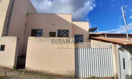Casas 2 Quartos para Venda em Governador Valadares, Castanheiras, 2 dormitórios, 1 banheiro, 1 vaga