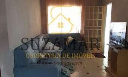 Casa para Venda em Governador Valadares, TIRADENTES, 3 dormitórios, 1 suíte, 1 banheiro, 3 vagas