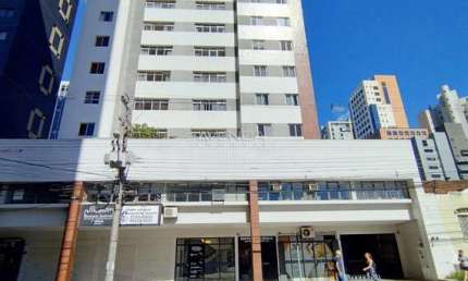 Apartamento com 3 quartos à venda na Rua Chichorro Júnior, 364, Cabral, Curitiba, 69 m2 por R$ 580.000