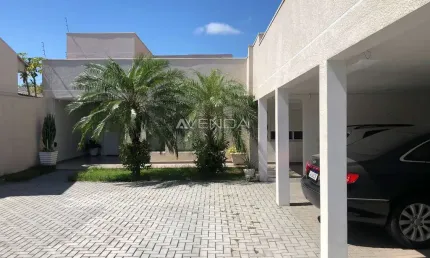 Casa com 4 quartos à venda na CASA COQUEIRAL, Centro, Cascavel, 244 m2 por R$ 1.800.000