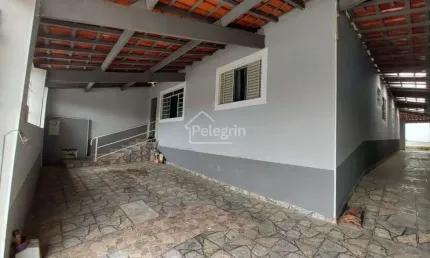 Casa à Venda - Espaço e Conforto em um Terreno de 250m²
