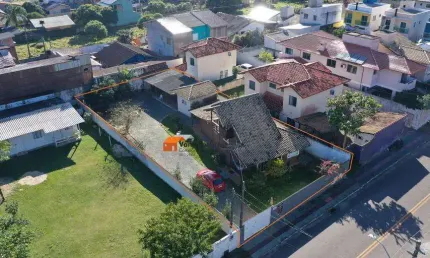 Casa para Venda em Florianópolis, São João do Rio Vermelho, 3 dormitórios, 2 banheiros, 2 vagas