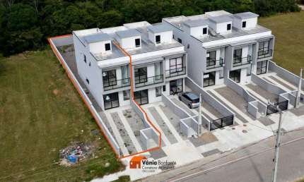 Casa para Venda em Florianópolis, São João do Rio Vermelho, 3 dormitórios, 1 suíte, 3 banheiros, 2 vagas