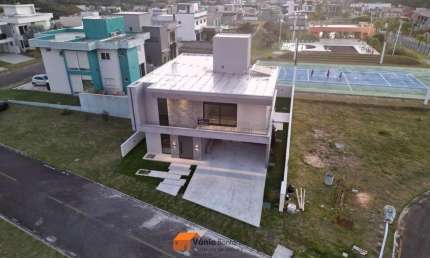 Casa para Venda em Florianópolis, São João do Rio Vermelho, 4 dormitórios, 4 suítes, 6 banheiros, 4 vagas