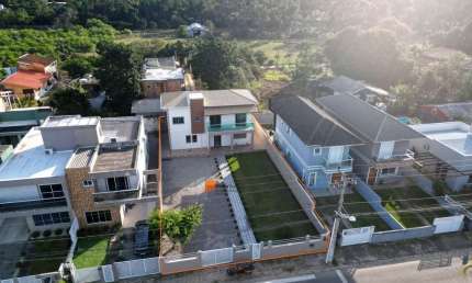 Casa para Locação em Florianópolis, São João do Rio Vermelho, 3 dormitórios, 1 suíte, 3 banheiros