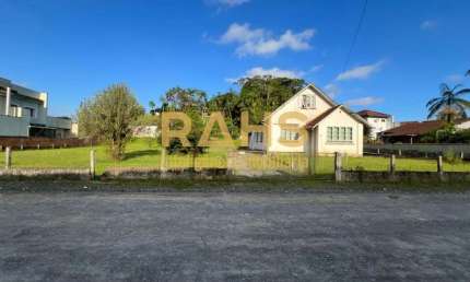 Terreno com 1.696,00 m² no Bairro Floresta em Joinville/SC