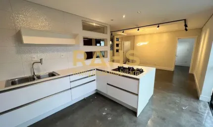 Casa em Condomínio Fechado no  bairro América em Joinville/SC