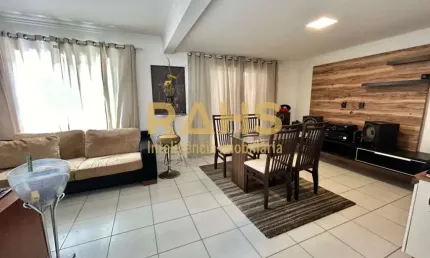 Sobrado a venda em Condomínio Fechado no Bairro Bom Retiro