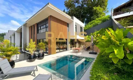 Casa a venda com 3 suítes no Bairro américa em Joinville