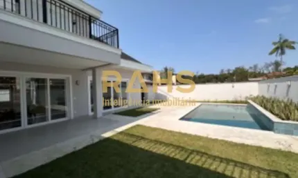 Casa com 4 quartos à venda na Rua Presidente Vargas, 146, Pirabeiraba, Joinville