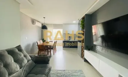 Apartamento semimobiliado à venda no bairro Glória em Joinville/SC