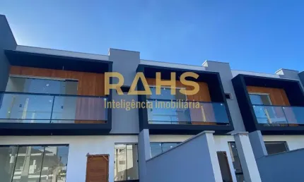Casa com 3 quartos à venda na Rua Henrique Brikau, 01, Jardim Sofia, Joinville