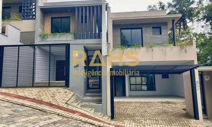Casa com 3 quartos à venda na Rua Marechal Deodoro, 723, América, Joinville