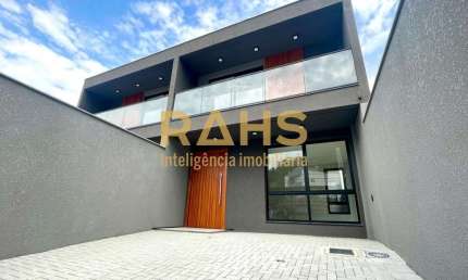 Sobrado geminado localizado no bairro Jardim Sofia, próximo ao Shopping Garten, 3 suítes e 2 vagas individuais