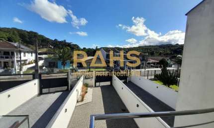Casa com 3 quartos à venda na Rua Fernando Drefahl, 001, São Marcos, Joinville