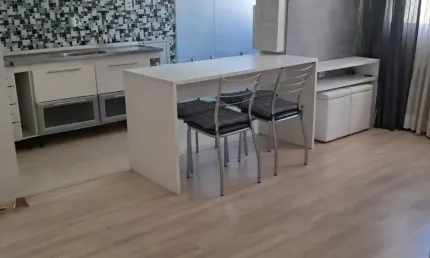 Vendo lindo apartamento condomínio barra sul . pronto para morar.