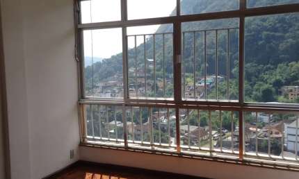 Apartamento com 2 quartos à venda na Rua Doutor Thouzet, 600, Quitandinha, Petrópolis