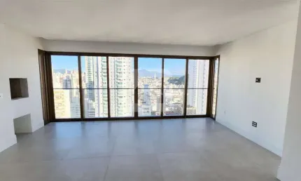 Apartamento 4 Dormitórios - Centro - Balneário Camboriú /SC