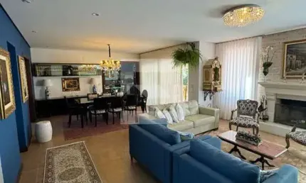 Casa de 3 Dormitórios-Lagoa da Conceição – Florianópolis/SC