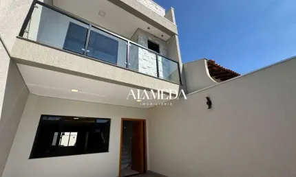 Casa com 3 dormitórios à venda, 155 m² por R$ 869.000,00 - Jardim Guararapes - Londrina/PR