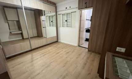 Casa com 3 Quartos sendo 1 Suíte Completa em Planejados para alugar, 100 m² por R$ 2.600/mês - Loteamento Chamonix - Londrina/PR