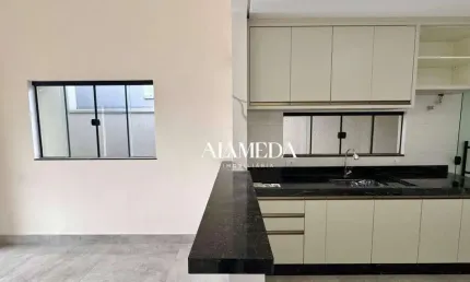 Casa em Condomínio Fechado com 3 Quartos sendo 1 Suíte para alugar, 91 m² por R$ 2.850/mês - Condomínio Morada das Flores - Cambé/PR