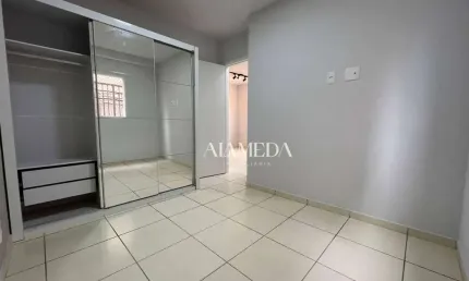 Apartamento com 2 Quartos Térreo Próximo a UEL para alugar, 44 m² por R$ 1.100/mês - Colinas - Londrina/PR