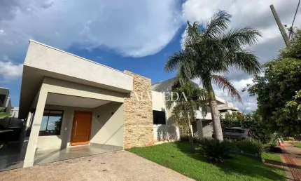 Casa com 3 quartos sendo 1 suíte completa em armários planejados para alugar, 130 m² por r$ 6.500/mês - parque tauá - cond. tangará - londrina/pr