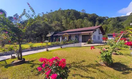 Casa com 3 quartos à venda no Espinheiros, Itajaí 