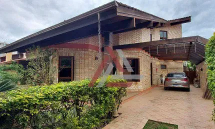 Casa com 7 quartos à venda por R$ 5.000.000 - Jurerê - Florianópolis/SC