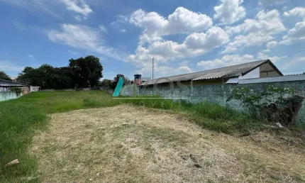 TERRENO COM 750M² DE ÁREA TOTAL LOCALIZADO NO BAIRRO GUARAITUBA EM COLOMBO POR R$ 599.990,00