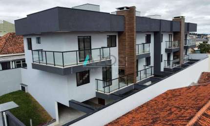 SOBRADOS EM CONDOMÍNIO COM 03 DORMITÓRIOS NO GUARAITUBA/PALOMA EM COLOMBO R$459.990,00