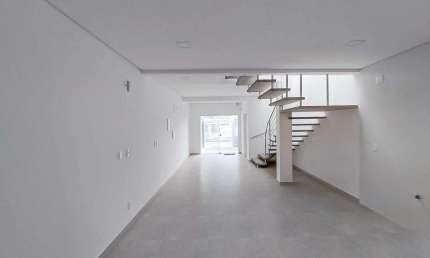 Sobrado com 2 dormitórios à venda, 110 m² por R$ 650.000,00 - Itacolomi - Balneário Piçarras/SC