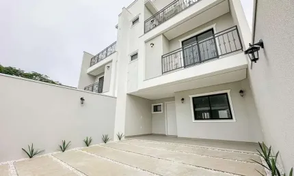 Triplex com 3 dormitórios à venda, 205 m² por R$ 1.590.000 - Armação - Penha/SC