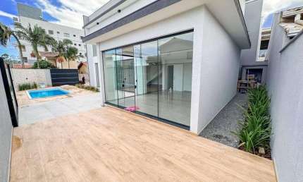 Casa com 4 dormitórios à venda, 195 m² por R$ 1.500.000,00 - Nossa Senhora da Paz - Balneário Piçarras/SC