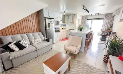 Sobrado com 3 dormitórios à venda, 123 m² por R$ 890.000,00 -  Itajuba - Barra Velha/SC