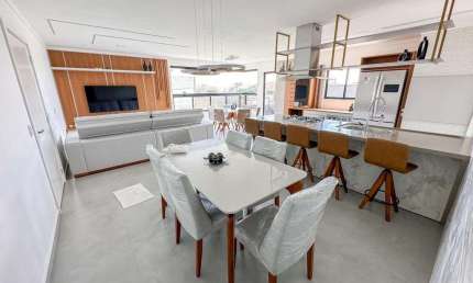 Apartamento com 3 dormitórios à venda, 169 m² por R$ 2.098.500,00 - Itacolomi - Balneário Piçarras/SC