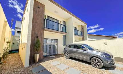Sobrado com 3 dormitórios à venda, 130 m² por R$ 750.000,00 - Itacolomi - Balneário Piçarras/SC