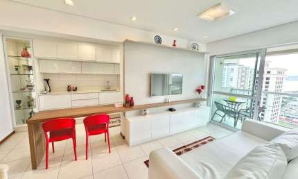 Apartamento com 2 dormitórios à venda, 74 m² por R$ 970.000 - Itacolomi - Balneário Piçarras/SC